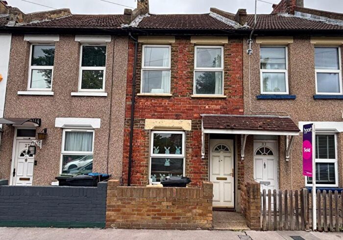 3 Bedroom Terraced House For Sale In Boulogne Road, Croydon, Surrey, CR0