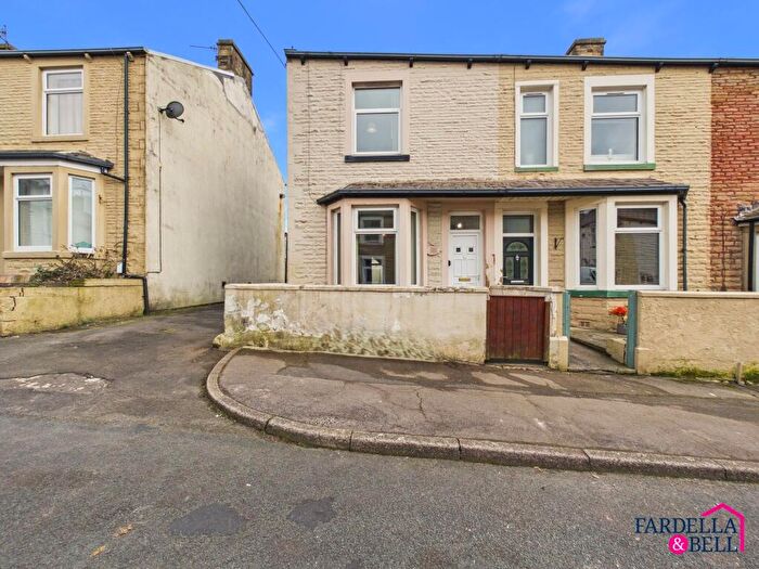 3 Bedroom End Of Terrace House For Sale In Milton Street, Padiham, BB12