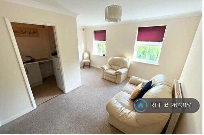 1 Bedroom Flat To Rent In Surrey Road, Bournemouth, BH4