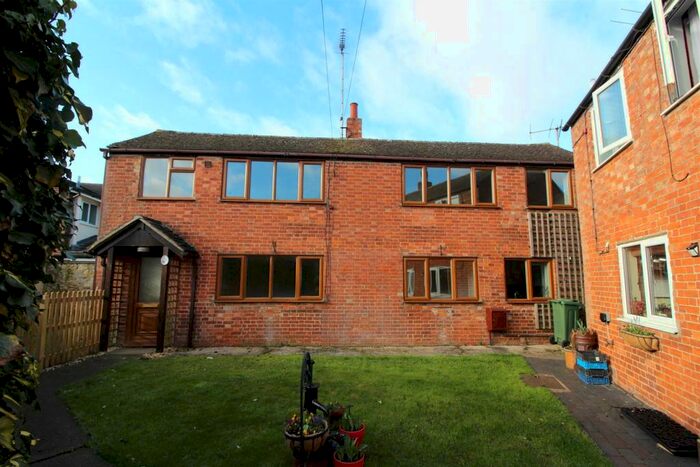 3 Bedroom Detached House To Rent In High Street, Sherington, Newport Pagnell, MK16