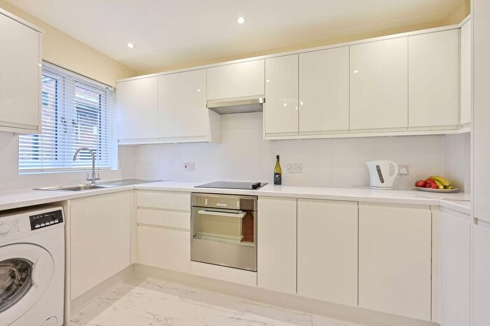 2 Bedroom Terraced House To Rent In Burns Close, South Wimbledon, London, SW19