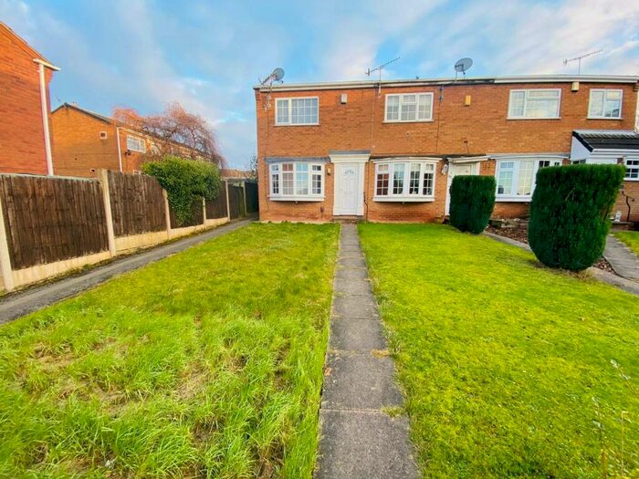 2 Bedroom Town House To Rent In Cornell Drive, Arnold, NG5