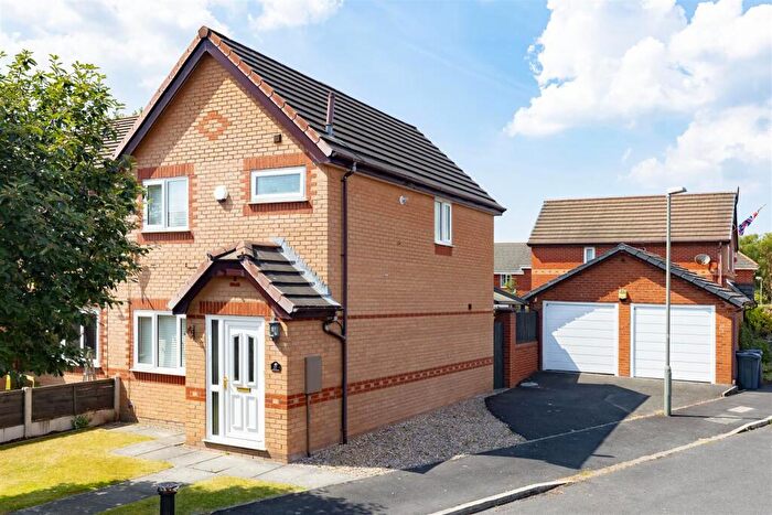3 Bedroom Semi-Detached House For Sale In Skipton Close, Bamber Bridge, Preston, PR5