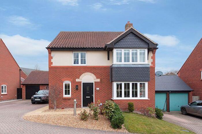 4 Bedroom Detached House For Sale In Field View Road, Congleton, CW12