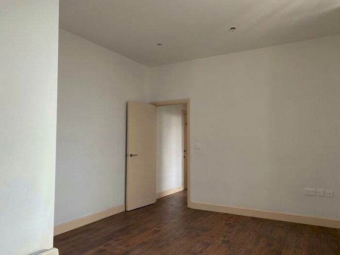 2 Bedroom Apartment To Rent In Ship Hill, Rotherham, South Yorkshire, S60
