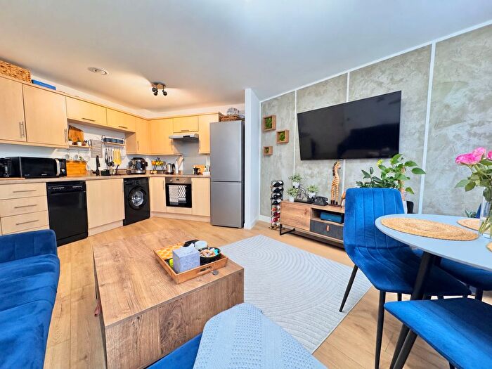 1 Bedroom Flat For Sale In Canon Place, Southampton, SO19