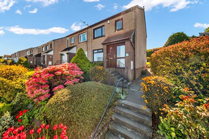 3 Bedroom Semi-Detached House For Sale In Charleston Drive, Dundee, DD2