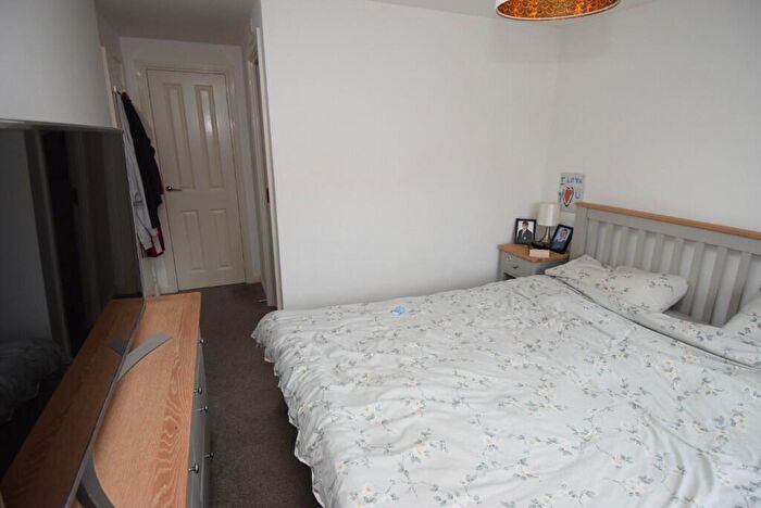 4 Bedroom Detached House For Sale In Matthews Road, Amesbury, SP4