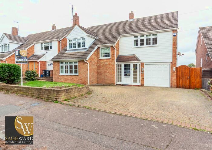 4 Bedroom Detached House To Rent In Watermill Lane, Hertford, SG14