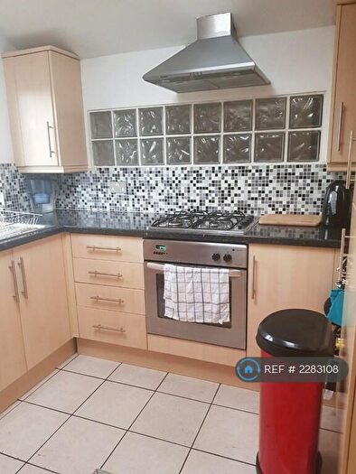 1 Bedroom Flat To Rent In Latham Street, Preston, Lancashire, PR1