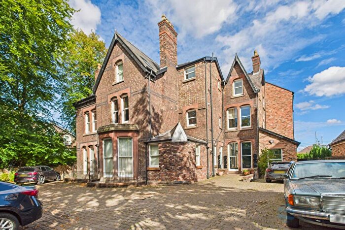 3 Bedroom Apartment For Sale In Elmsley Road, Mossley Hill, L18