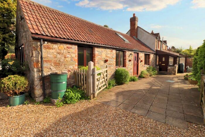 4 Bedroom Cottage For Sale In Located Within The Village Of Tickenham, BS21