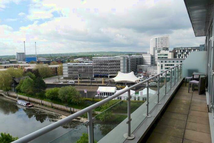 2 Bedroom Apartment To Rent In Roberts Wharf, East Street, Leeds, LS9