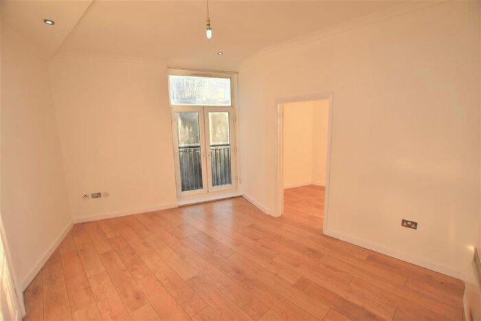 2 Bedroom Apartment To Rent In River Soar Living, Western Road, Leicester, LE3