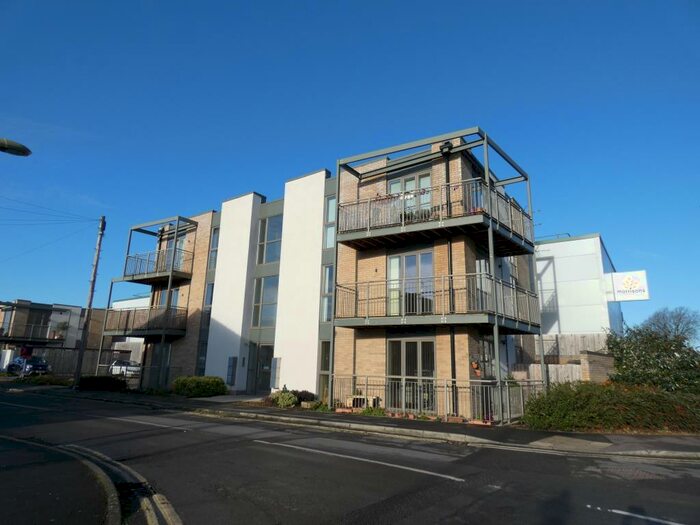 2 Bedroom Ground Flat To Rent In Butlers Drive, Carterton, Oxon, OX18