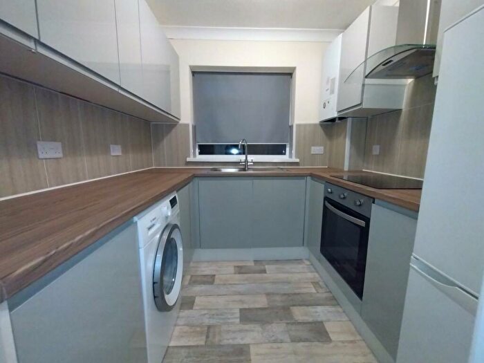 2 Bedroom Maisonette To Rent In Kington Way, Birmingham, B33