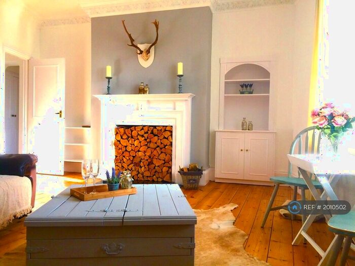 1 Bedroom Flat To Rent In Osborne Mansions, Hove, BN3