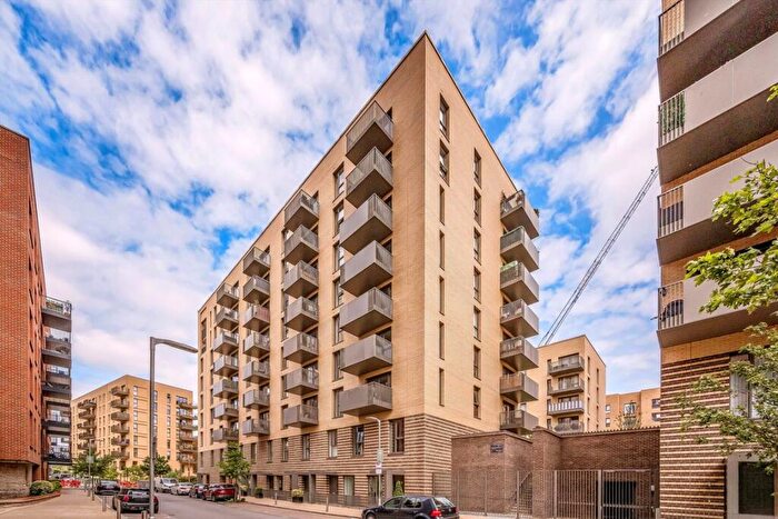 2 Bedroom Flat For Sale In Shearwater Drive, London, NW9