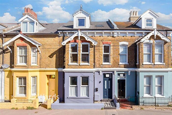 4 Bedroom Terraced House For Sale In Gilford Road, Deal, Kent, CT14