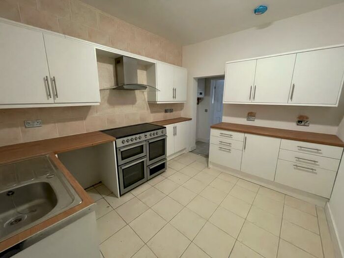 Studio To Rent In Muglet Lane, Maltby, Rotherham, S66