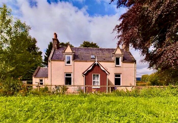 3 Bedroom Cottage For Sale In Strathdon, AB36