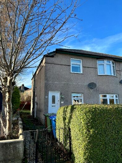 3 Bedroom Flat To Rent In Tweedsmuir Road, Hillington, Glasgow, G52