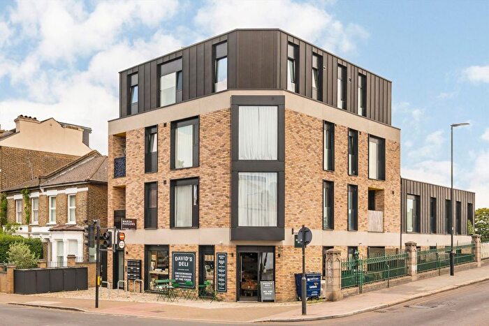 1 Bedroom Flat For Sale In Ellison Road, London, SW16