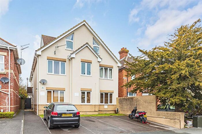 1 Bedroom Flat To Rent In Windham Road, Bournemouth, BH1