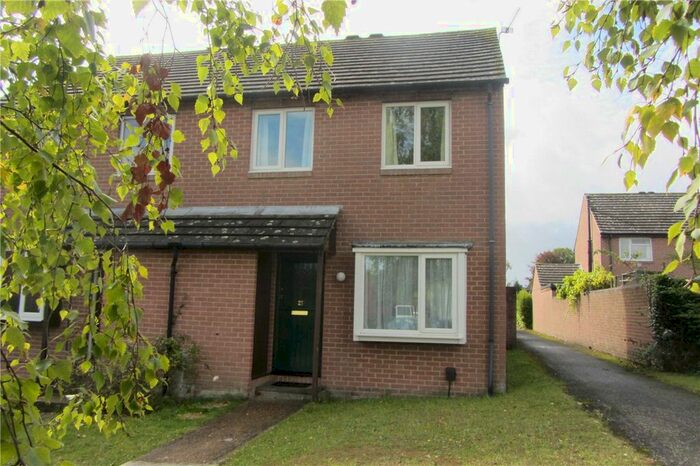 3 Bedroom Detached House To Rent In St Annes Close, Winchester, Hampshire, SO22