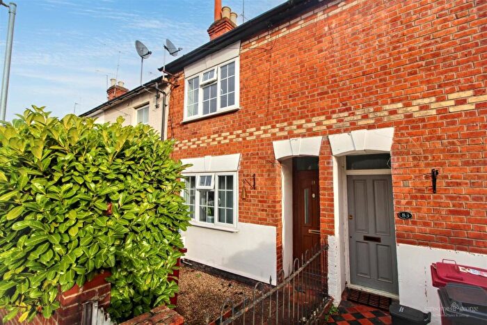 2 Bedroom Terraced House For Sale In Hatherley Road, Reading, RG1