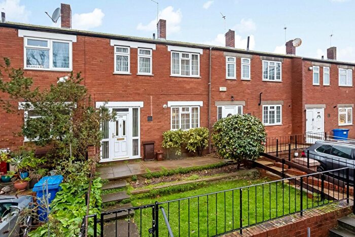 3 Bedroom House For Sale In Friern Road, East Dulwich, London, SE22