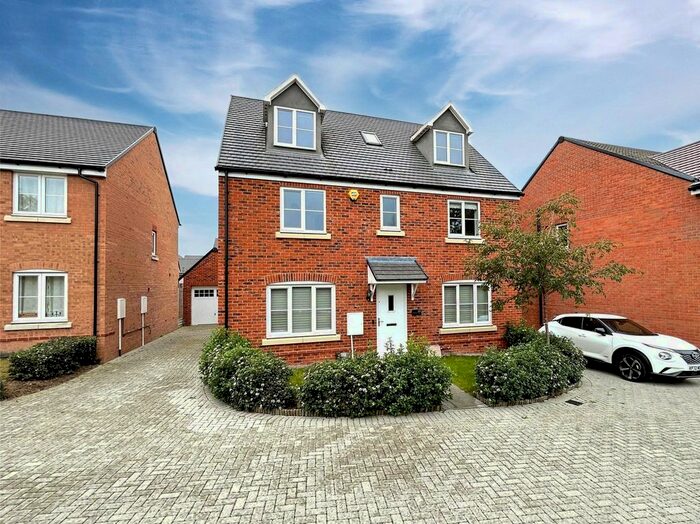 5 Bedroom Detached House To Rent In Potter Way, Winnersh, Wokingham, Berkshire, RG41