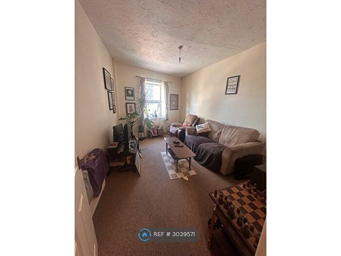 2 Bedroom Flat To Rent In The Three Lamps, Bristol, BS4