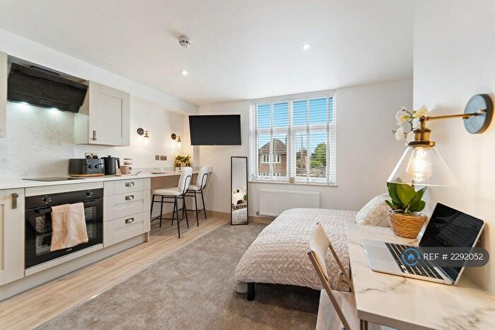 Studio To Rent In London Road, Alvaston, Derby, DE24