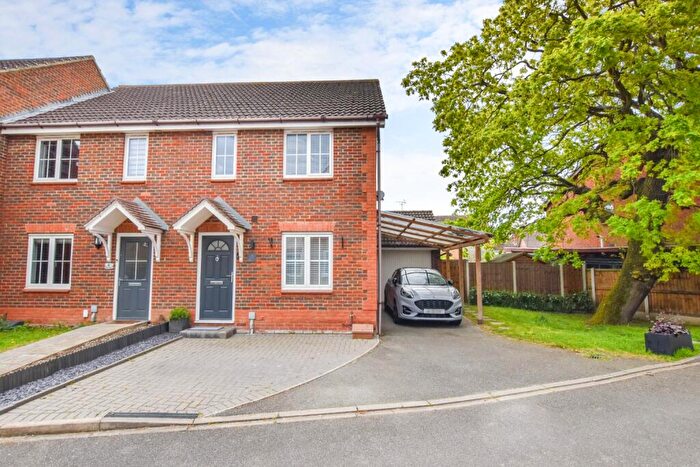 3 Bedroom End Of Terrace House For Sale In Acorn Close, Heybridge, Maldon, CM9