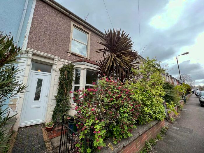 2 Bedroom Terraced House To Rent In High Street, Easton, BS5