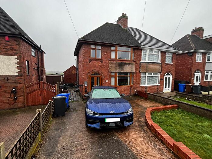 3 Bedroom Semi Detached House For Sale In Stanton Road, Stapenhill, Burton-on-Trent, DE15