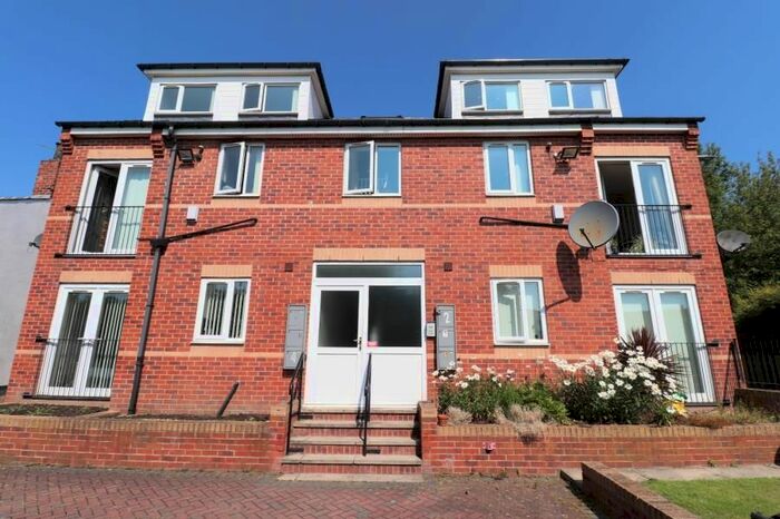 1 Bedroom Flat To Rent In Wortley Road, Leeds, LS12