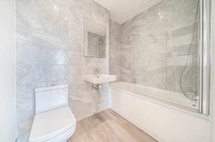 2 Bedroom End Of Terrace House To Rent In Prospect Place, Prospect Road, Alresford, Hampshire, SO24