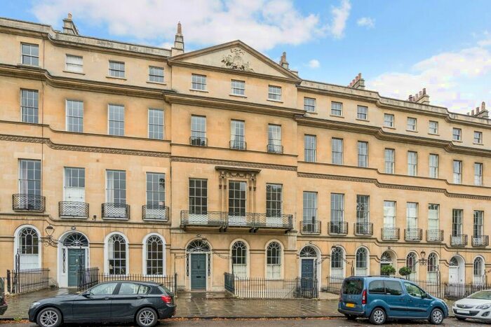 2 Bedroom Apartment To Rent In Sydney Place Bath, BA2