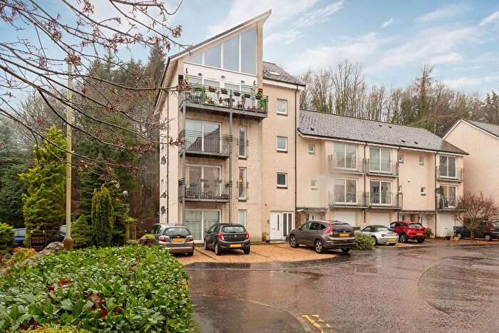 2 Bedroom Flat For Sale In Riverside Park, Blairgowrie, PH10