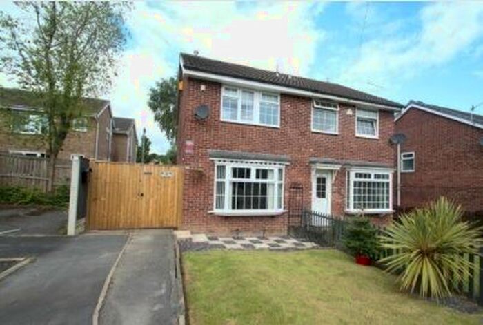 2 Bedroom Semi-Detached House To Rent In Fieldway Avenue, Leeds, LS13