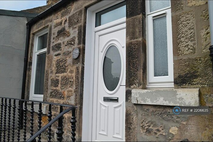 3 Bedroom Maisonette To Rent In Salisbury Street, Kirkcaldy, KY2