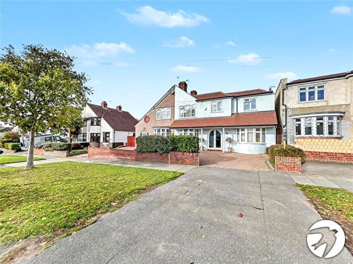 4 Bedroom Semi-Detached House For Sale In Willersley Avenue, Sidcup, Kent, DA15