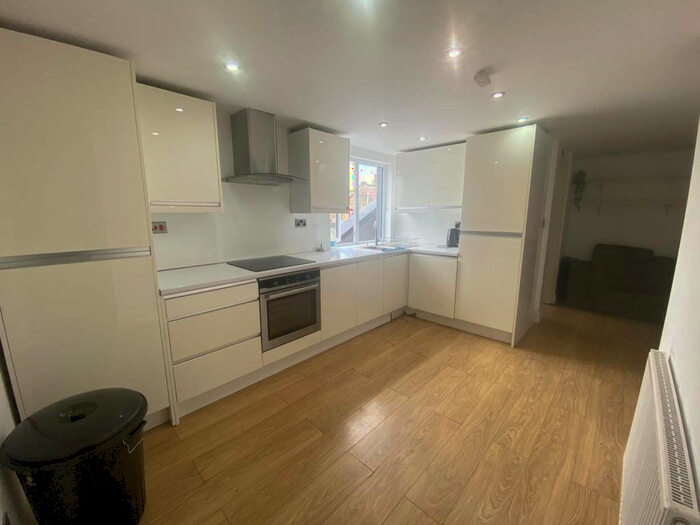2 Bedroom Flat To Rent In Clifden Road, Homerton, E5