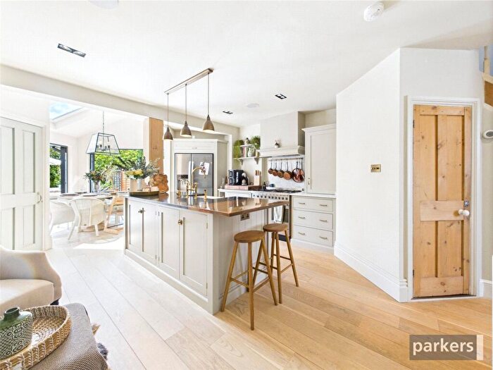 3 Bedroom Terraced House To Rent In Uplands Road, Caversham Heights, Reading, Berkshire, RG4