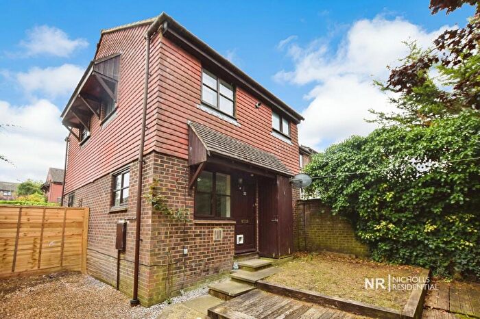 1 Bedroom Terraced House To Rent In Tulyar Close, Tadworth, Surrey., KT20