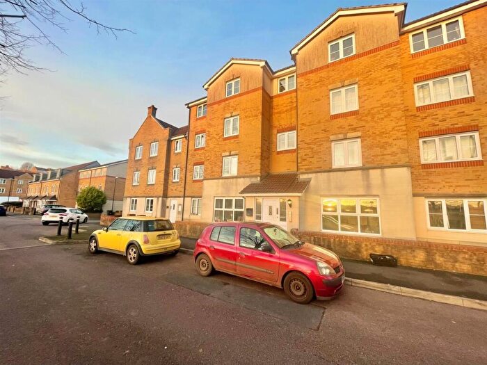 2 Bedroom Flat To Rent In Bristol South End, Bedminster, Bristol, BS3