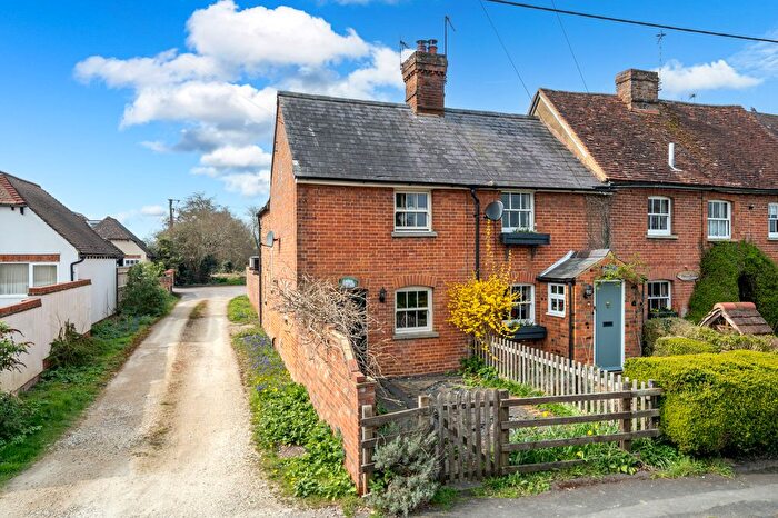 2 Bedroom End Terrace House For Sale In Worlds End Lane, Weston Turville, Aylesbury, Buckinghamshire, HP22