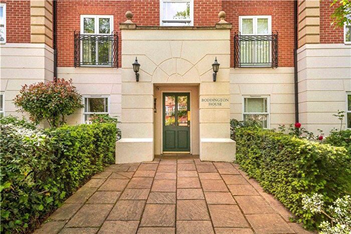 1 Bedroom Flat For Sale In Trinity Church Road, Barnes, London, SW13